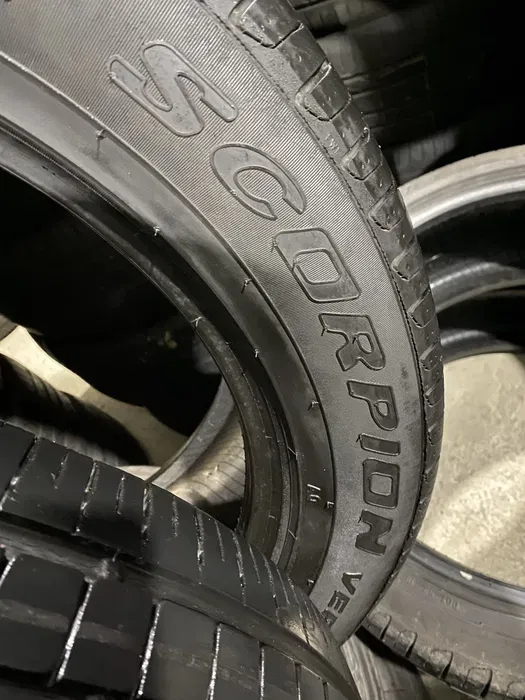 285/45 R20 Pirelli Scorpion 18 год, пара шин летних