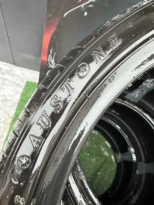 235/35 R19 Austone Athena 22г комплект шин летних.