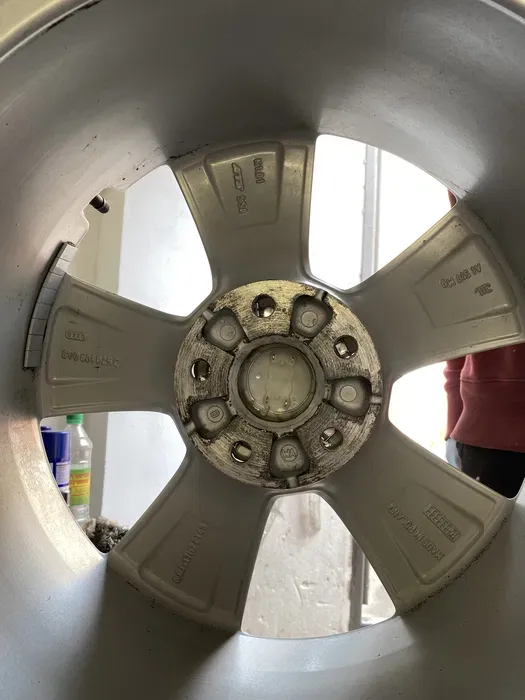 Audi r17 5/112 et 48 к-т дисков