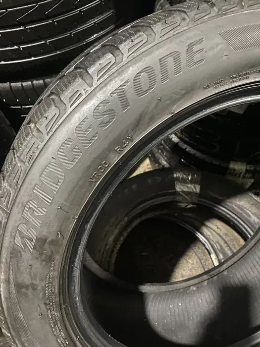 225/55 R18 Bridgestone Blizzak пара шин зимних.