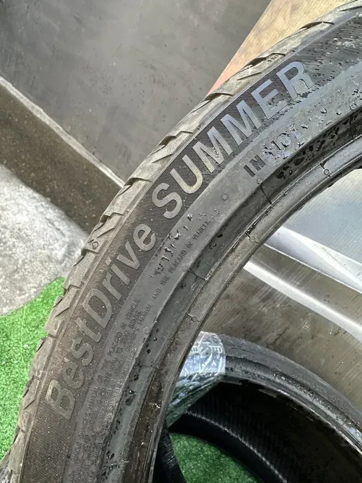 255/35 R19 Best Drive 22г пара шин летних.