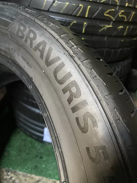 255/45 R18 Barum Bravuris 5, 22 год, пара шин летних