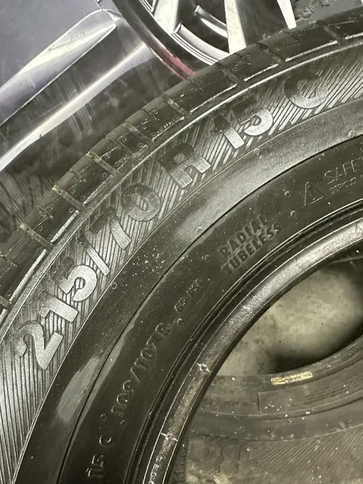 215/70 R15C Barum Vanis 2, пара шин летних.