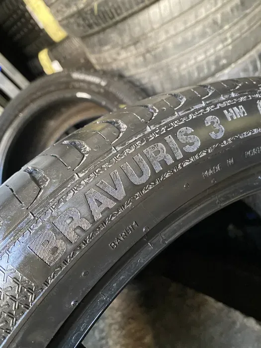 245/40 R18 Barum Bravuris 3 пара шин летних