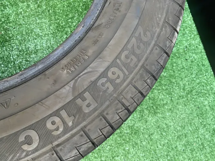 225/65 R16C Barum Vanis 2, 19г комплект шин летних