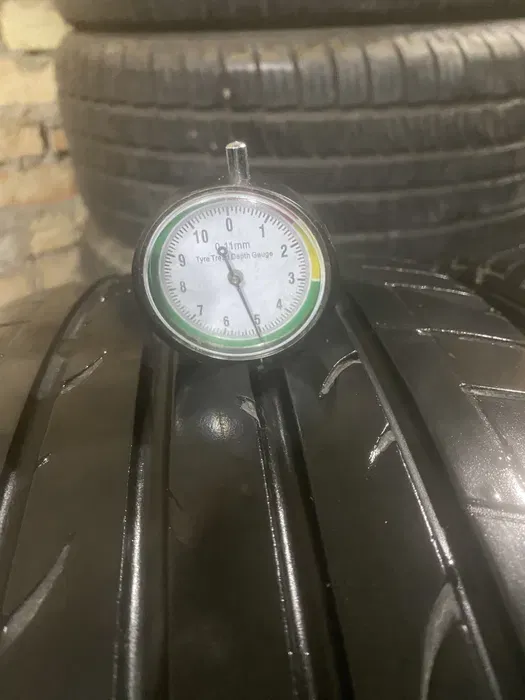 225/45 R18 Bridgestone Dueler пара шин летних