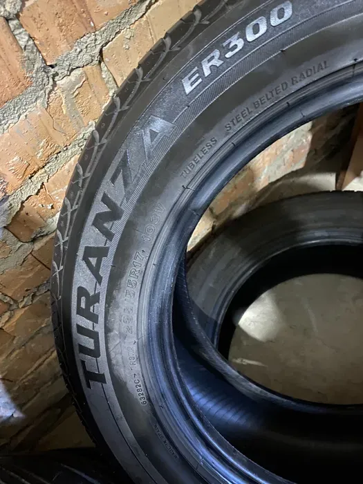 235/55 R17 Bridgestone Turanza пара шин летних