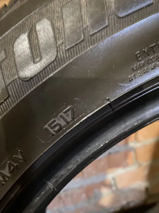 235/55 R17 Bridgestone Turanza пара шин летних