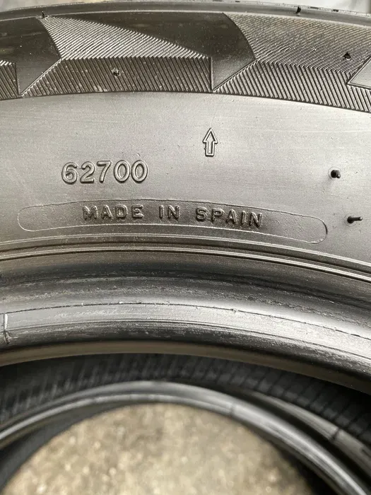 215/65 R16C Bridgestone Blizzak LM комплект шин всесезонных