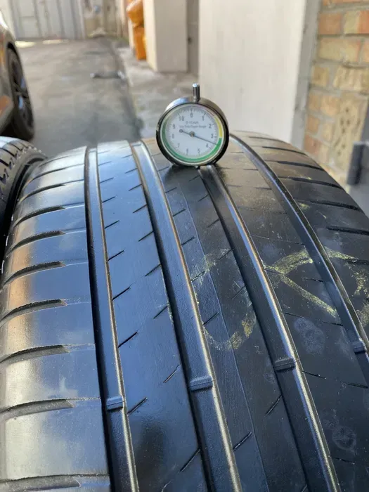 255/40 R20 Bridgestone Turanza 21г пара шин летних