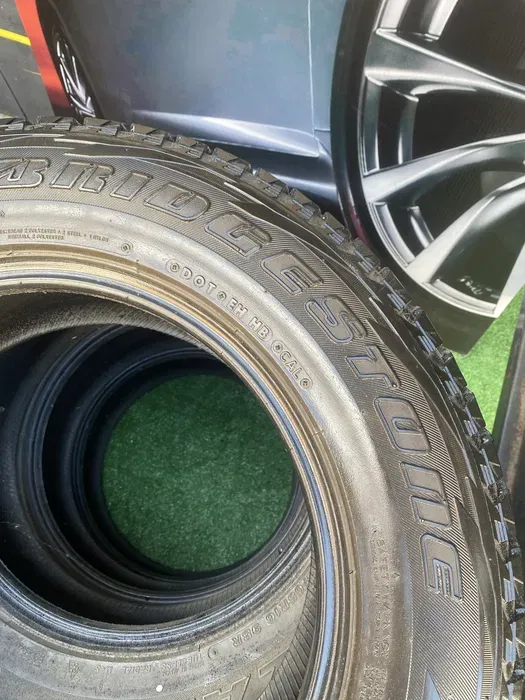 215/65 R16 Bridgestone Blizzak комплект шин зимних