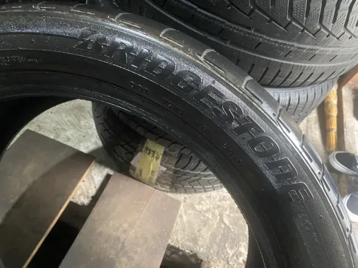 285/40 R21 Bridgestone Dueler H/P Sport пара шин летних