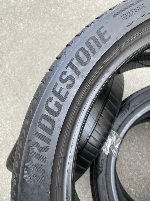 245/40 R19 Bridgestone Turanza T005, 22г комплект шин летних