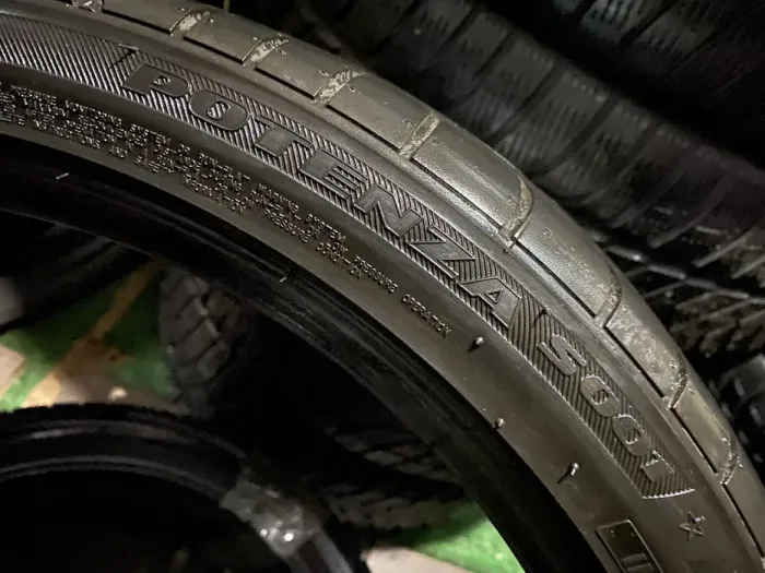 255/35 R19 Bridgestone Potenza RFT пара шин летних