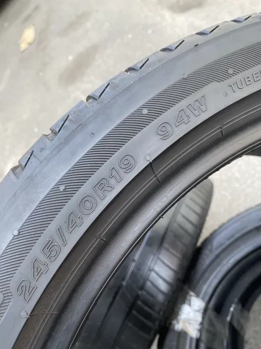 245/40 R19 Bridgestone Turanza T005, 22г комплект шин летних