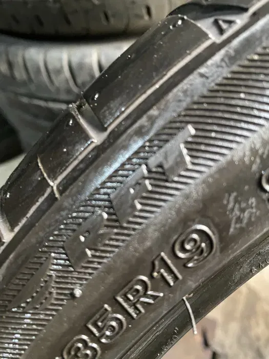 255/35 R19 Bridgestone Potenza RFT пара шин летних