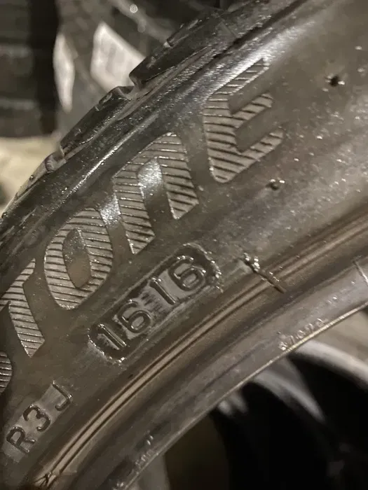 225/40 R18 Bridgestone Turanza комплект шин летних