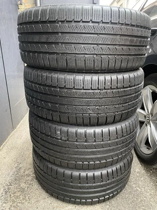 235/40 R18 Continental ContiWinterContact комплект шин зимних.