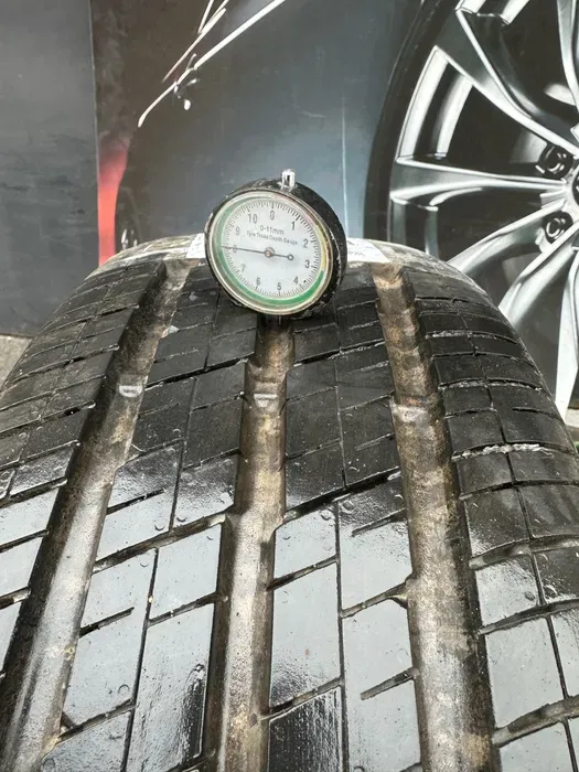 235/65 R16c Continental Vanco 2, пара шин летних.