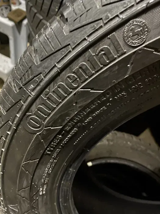 205/65 R16C Continental VancoWinter 2 пара шин зимних
