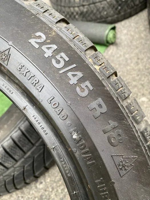 245/45 R18 Continental ContiWinterContact Run/Flat комплект шин зимних