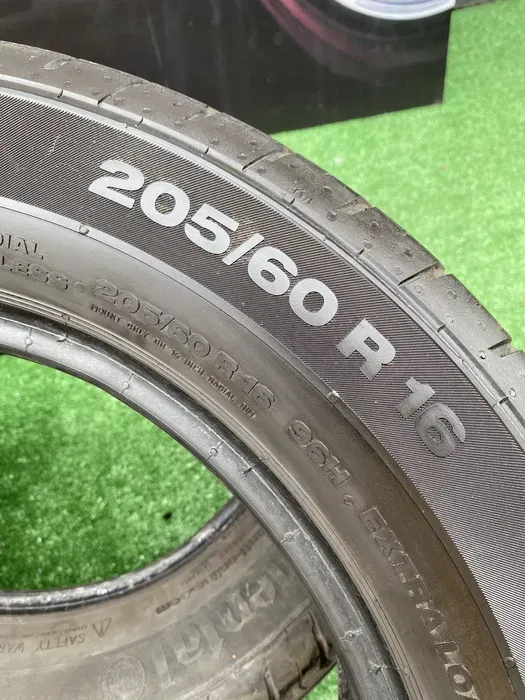 205/60 R16 Continental ContiPremiumConact 2 комплект шин летних
