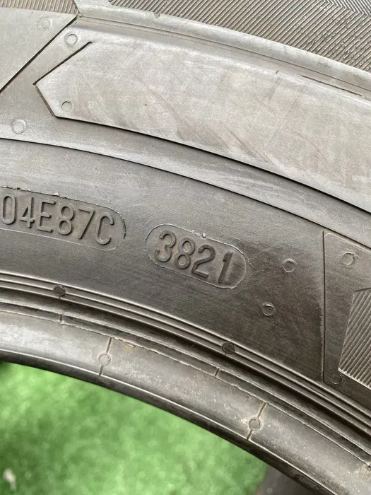 205/75 R16C Continental VanContact Winter 21г пара шин зимних.