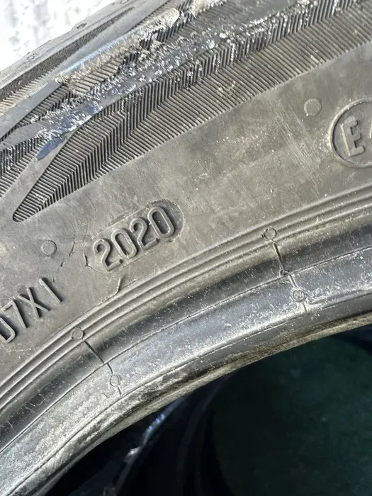 235/45 R18 Continental EcoContact 6  20г комплект шин летних/2