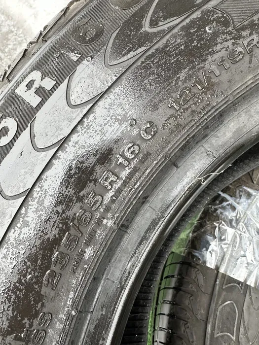 235/65 R16c Continental Vanco 2, пара шин летних.