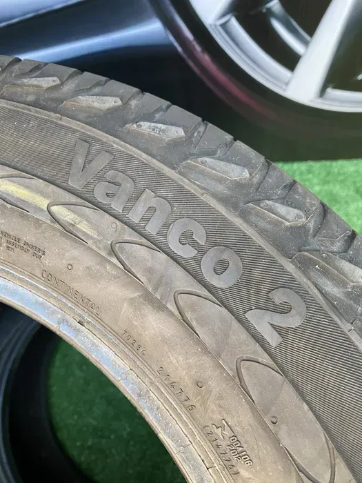 215/65 R16C Continental Vanco 2 комплект шин летних