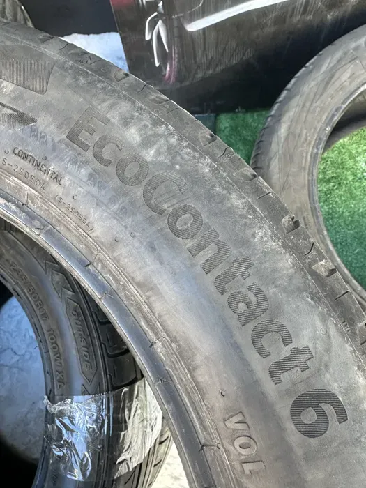 275/45 R20 Continental EcoContact 21г пара шин летних.