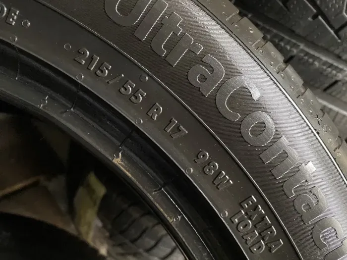 215/55 R17 Continental UltraContact NXT 23г пара шин летних