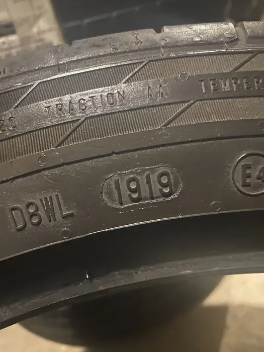 235/45 R20 Continental ContiSportContact 5, 19год комплект шин летних