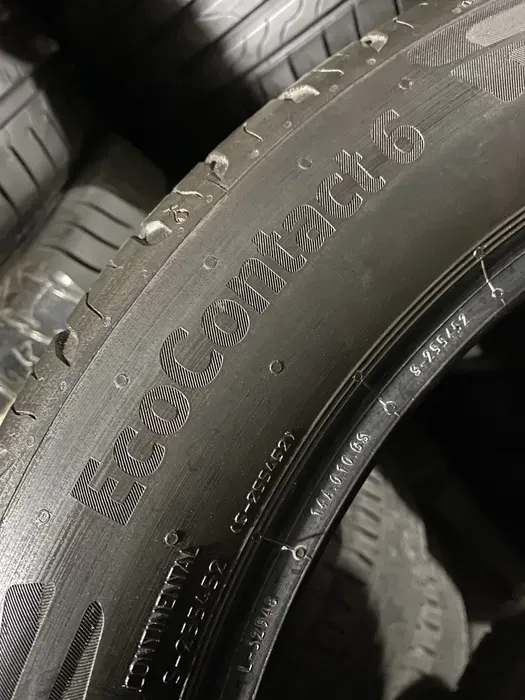 235/45 R18 Continental EcoContact 6, 20г комплект шин летних