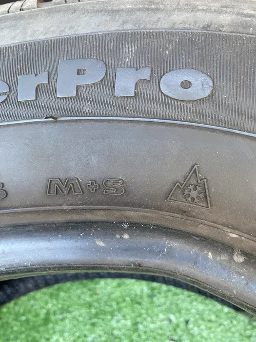 215/65 R16 Champiro Winter Pro пара шин зимних.