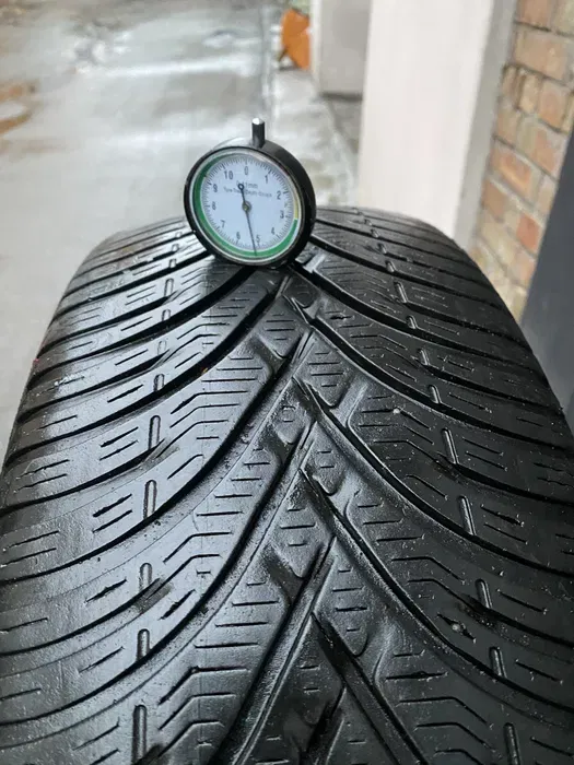 215/60 R16 Kleber Krisalp 19г пара шин зимних.