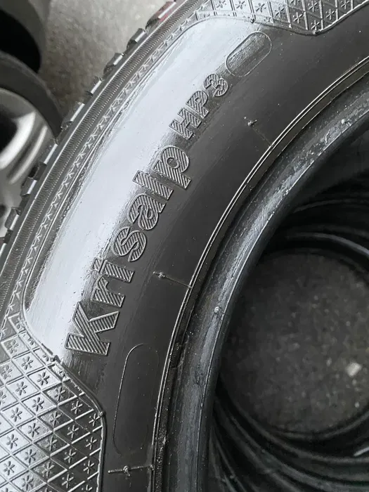 215/60 R16 Kleber Krisalp 19г пара шин зимних.