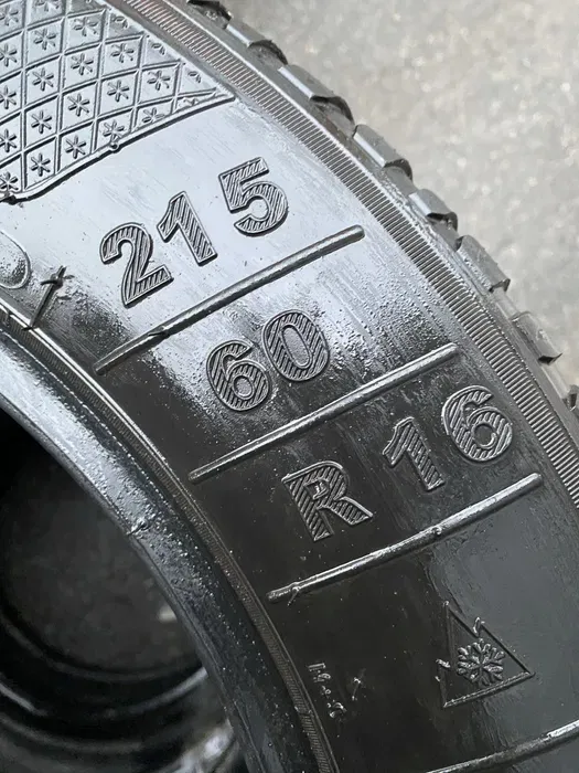 215/60 R16 Kleber Krisalp 19г пара шин зимних.
