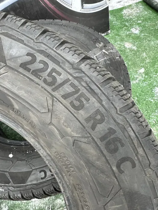 225/75 R16С Continental VanContact 22г пара шин зимних.