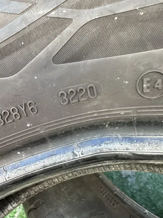 225/60 R17 Continental EcoContact 20г пара шин летних.