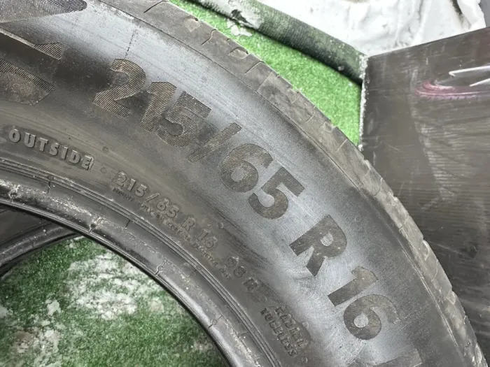 215/65 R16 Continental EcoContact 6, 20г комплект шин летних.