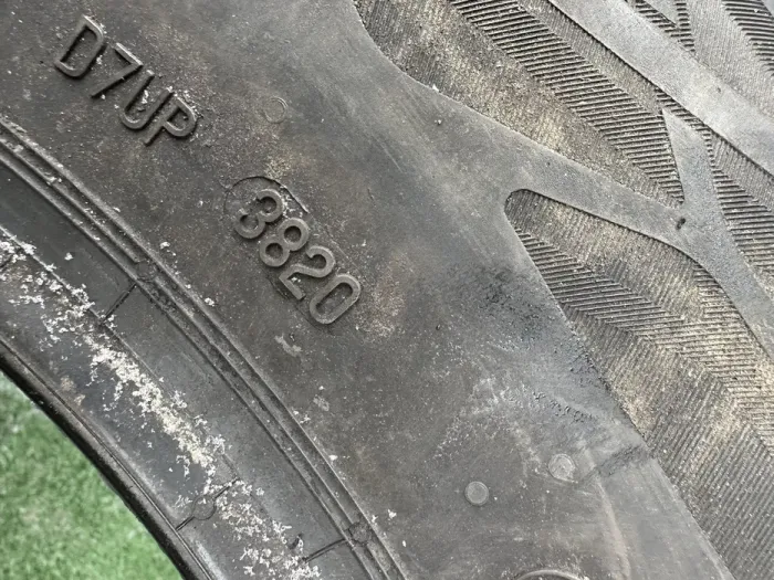 215/65 R16 Continental EcoContact 6, 20г комплект шин летних.