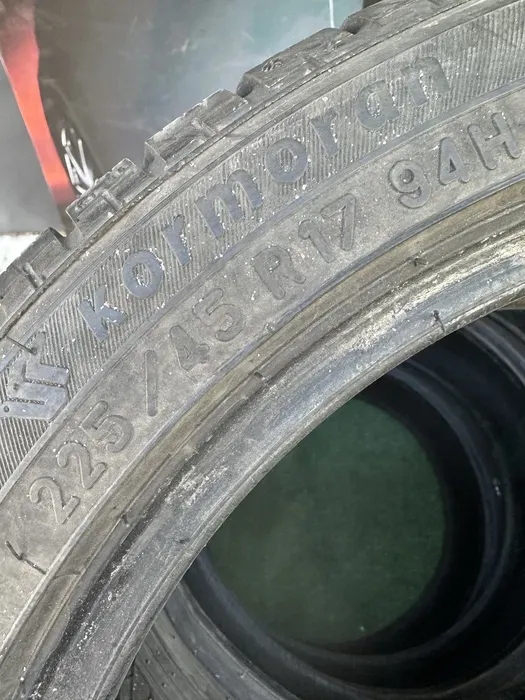 225/45 R17 Kormoran SnowPro пара шин зимних.