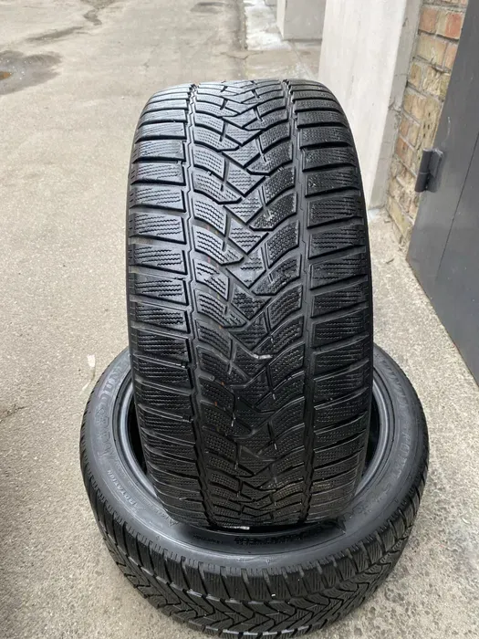 255/40 R19 Dunlop Winter Sport 21г пара шин зимних.