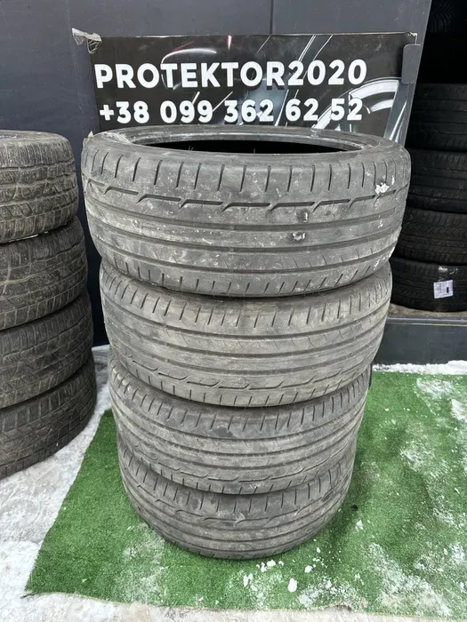 225/45 R19 Dunlop Sport Maxx комплект шин летних.