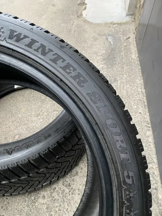 255/40 R19 Dunlop Winter Sport 21г пара шин зимних.