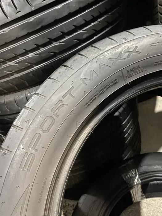 225/55 R18 Dunlop Sport Maxx 21г, пара шин летних