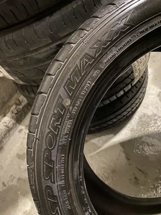 215/45 R16 Dunlop SportMaxx комплект шин летних