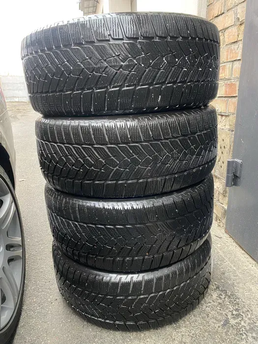 245/45 R18 Fulda Kristall Control 21г комплект шин зимних.