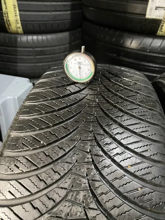 225/55 R18 Falken 19 г, пара шин всесезонных